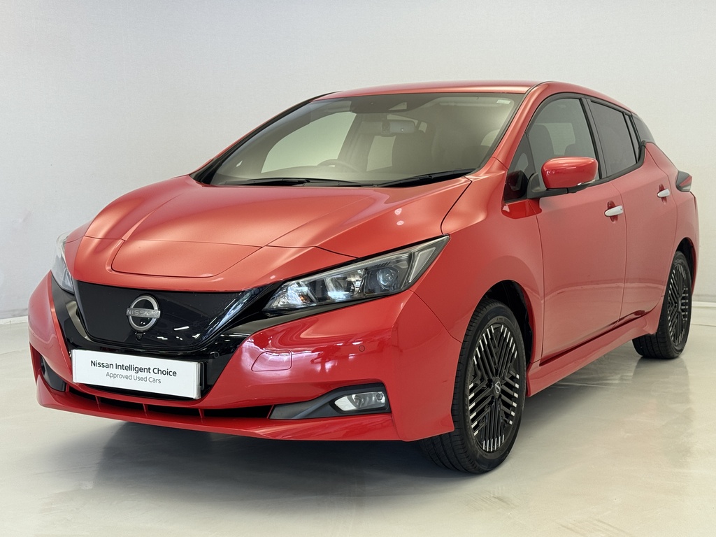 Nissan Leaf 160Kw E N-connecta 59Kwh Red #5