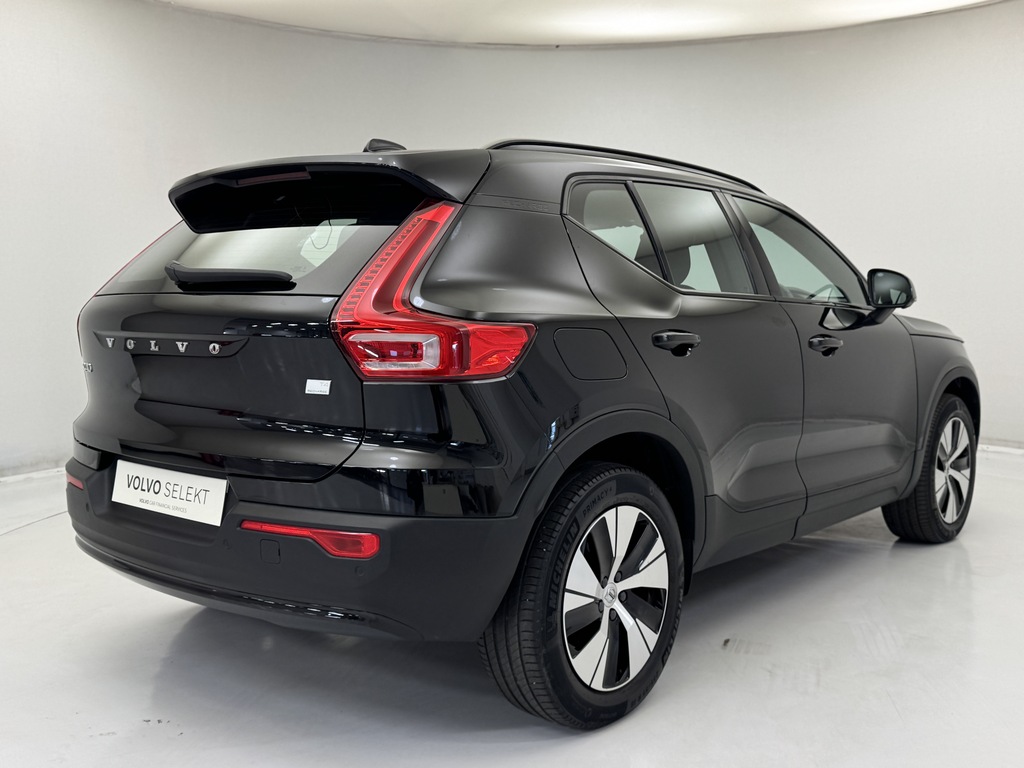 Volvo XC40 1.5 T4 Recharge Phev Plus Dark DS23MME Black #4