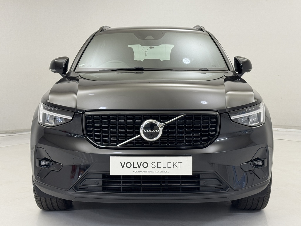 Volvo XC40 1.5 T4 Recharge Phev Plus Dark DS23MME Black #2