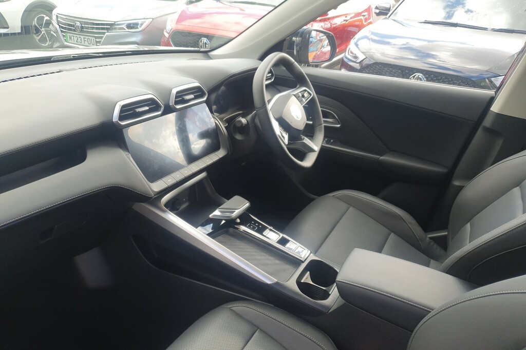 MG ZS 1.5 Hybrid Trophy #4