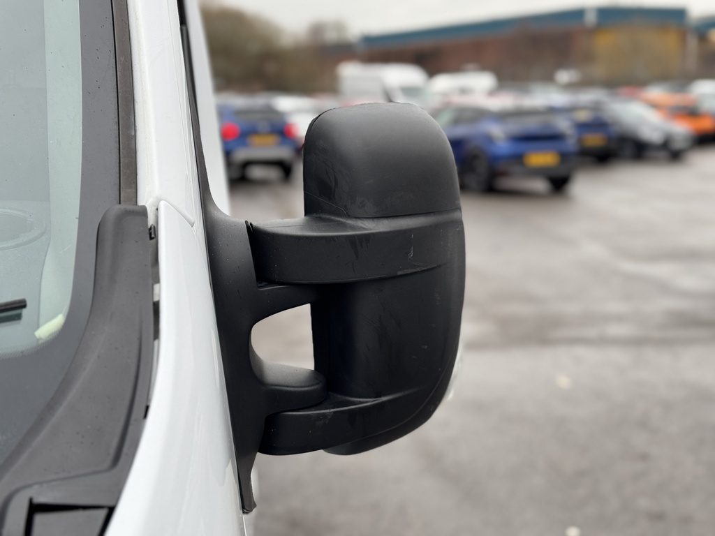 Renault Master Mm35dci 135 Business Medium Roof Van White #10