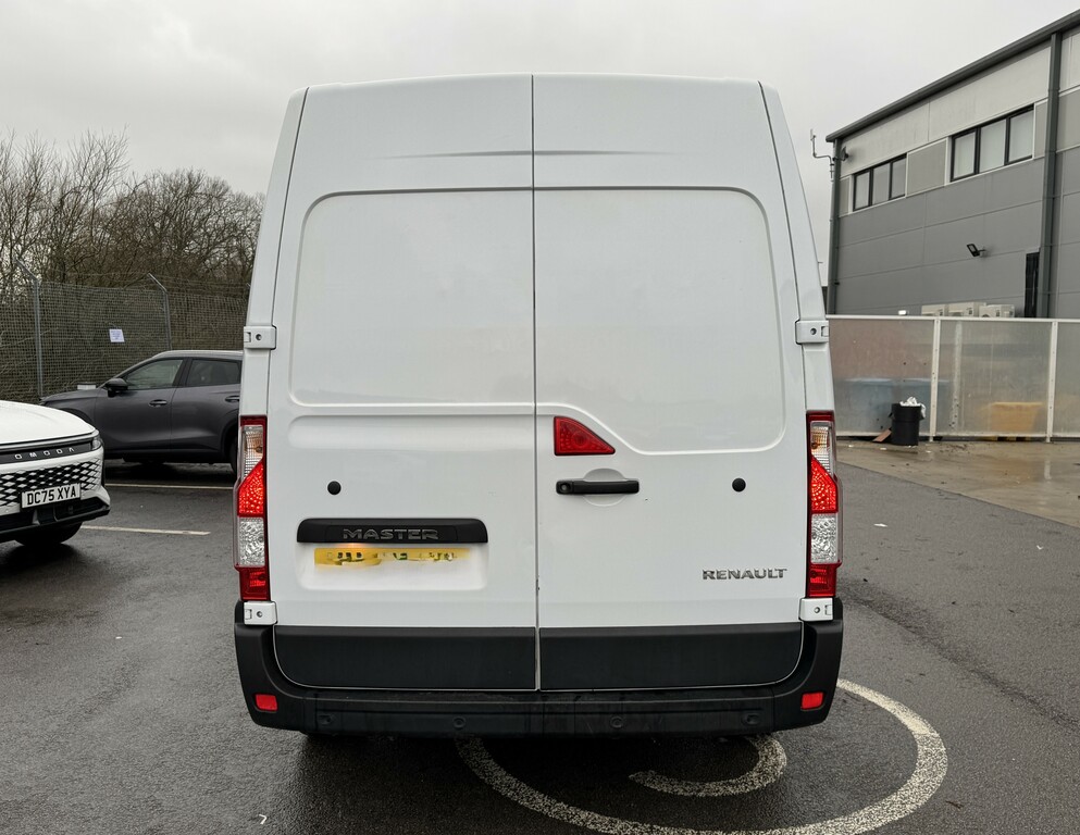 Renault Master Lm35dci 135 Business Medium Roof Van White #4