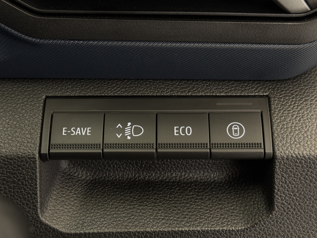 Dacia Duster 1.6 Hybrid 140 Extreme Green #28