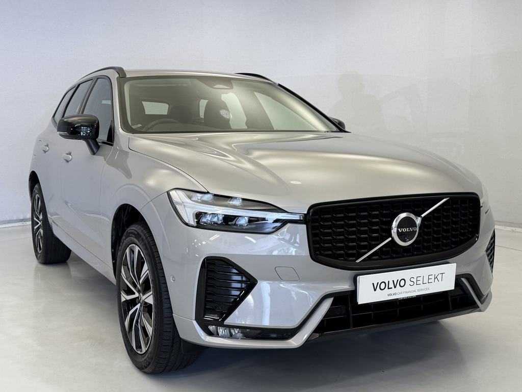 Volvo XC60 2.0 B5p Plus Dark Awd Geartronic YM23WKX Silver