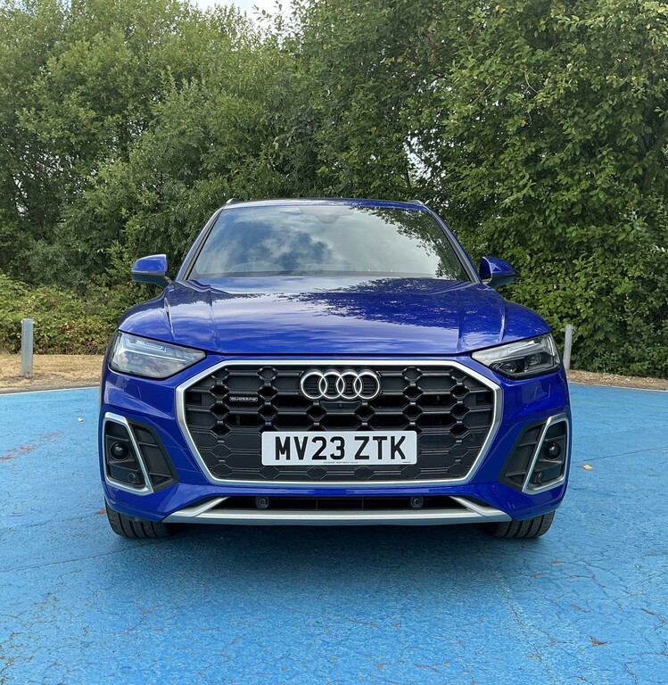 Audi Q5 40 Tdi Quattro S Line S Tronic MV23ZTK Blue #3