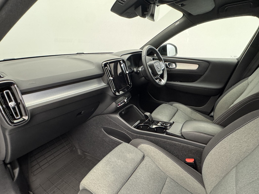 Volvo XC40 Xc40 B3 Mhev White #12