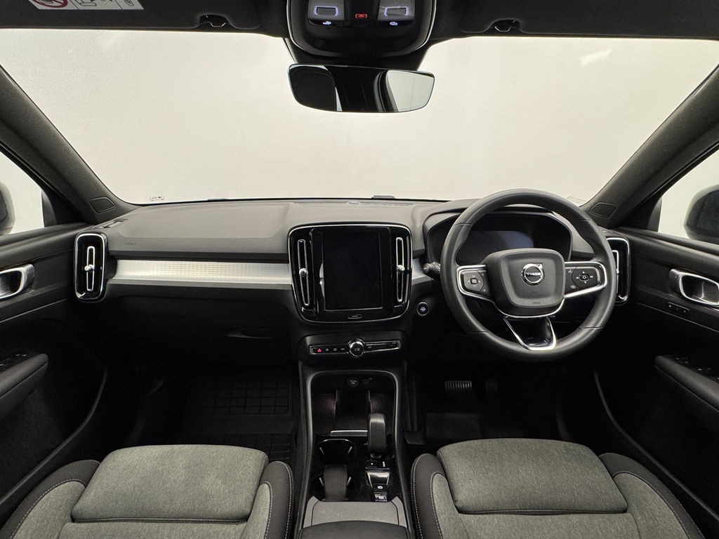 Volvo XC40 Xc40 B3 Mhev White #11