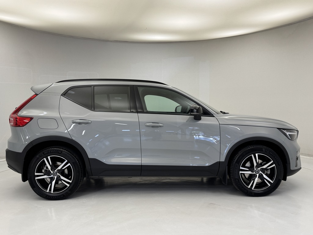 Volvo XC40 2.0 B3p Plus Dark Grey #2