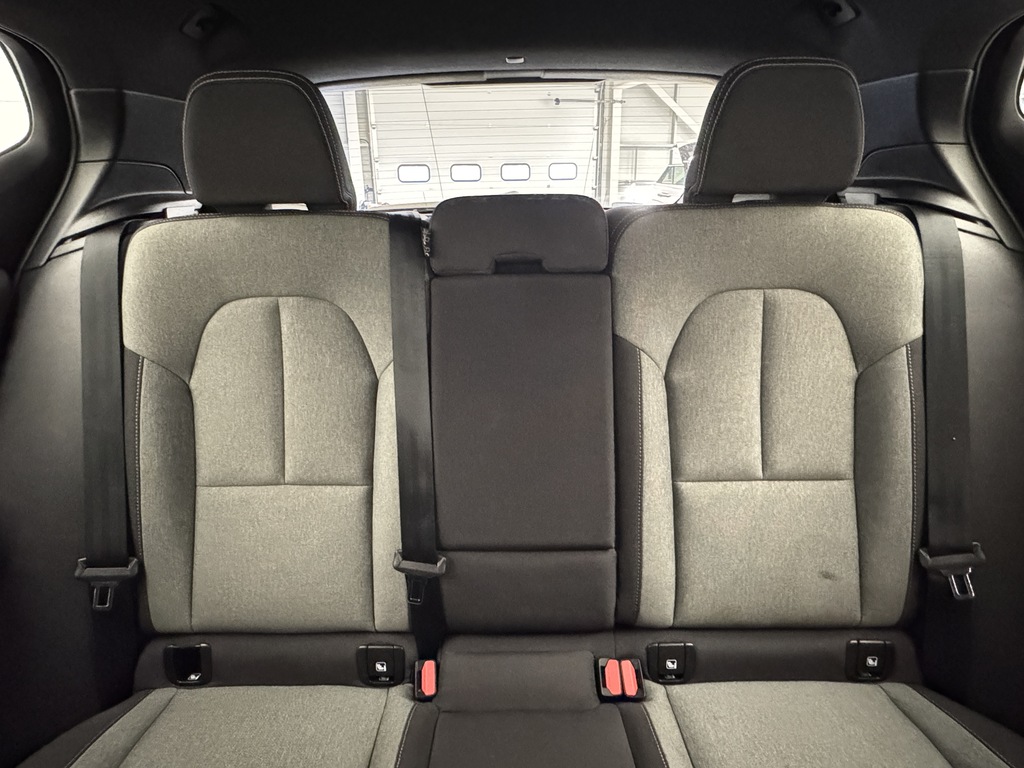 Volvo XC40 Xc40 B3 Mhev White #10