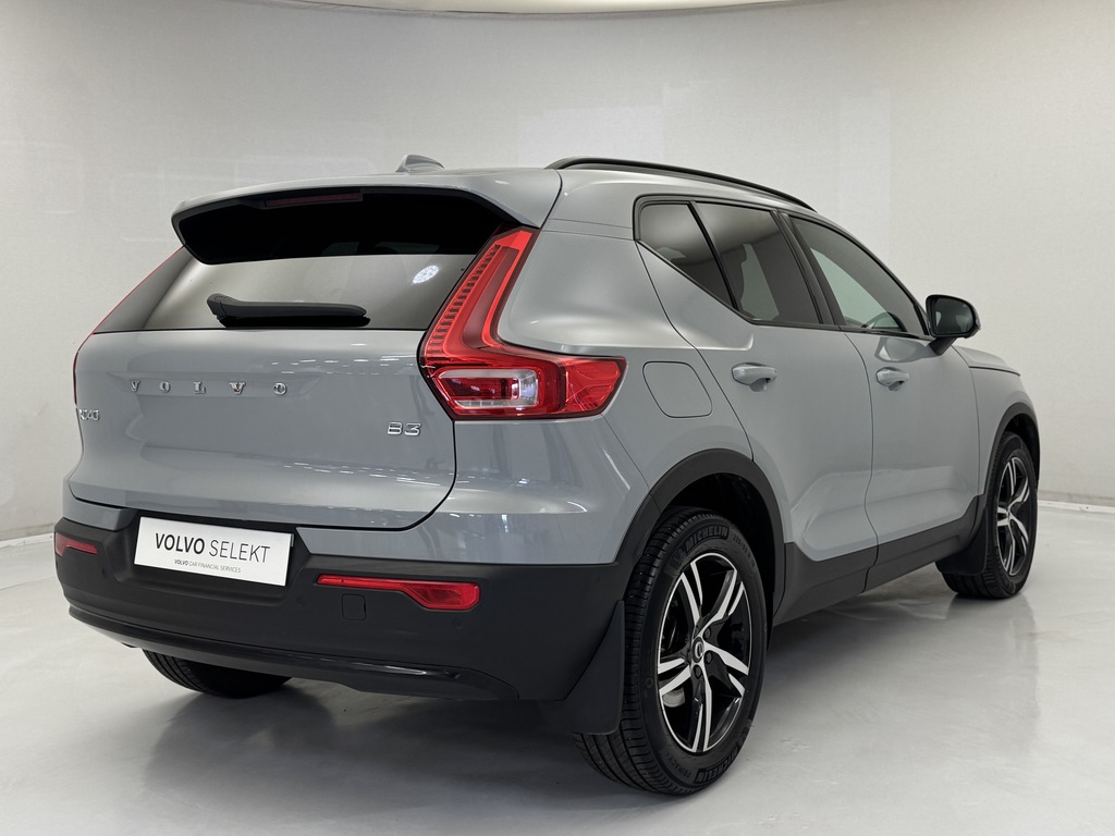 Volvo XC40 Xc40 B3 Mhev White #8