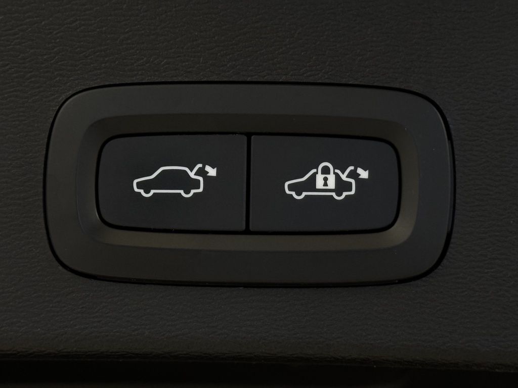 Volvo XC40 Xc40 B3 Mhev White #25