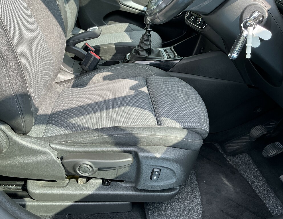 Vauxhall Crossland Elite Nav Red #17
