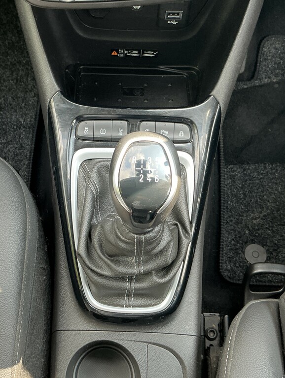 Vauxhall Crossland Elite Nav Red #15