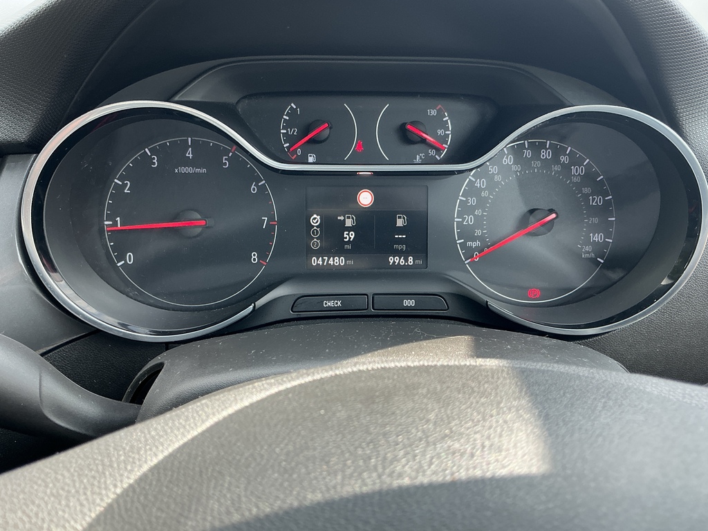 Vauxhall Crossland Elite Nav Red #9