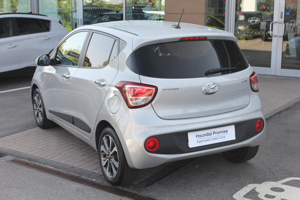 Hyundai I10 Mpi Se Connect White #3