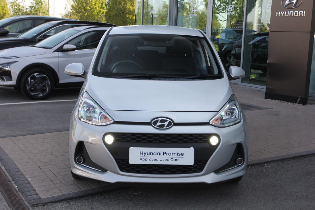 Hyundai I10 Mpi Se Connect White #2