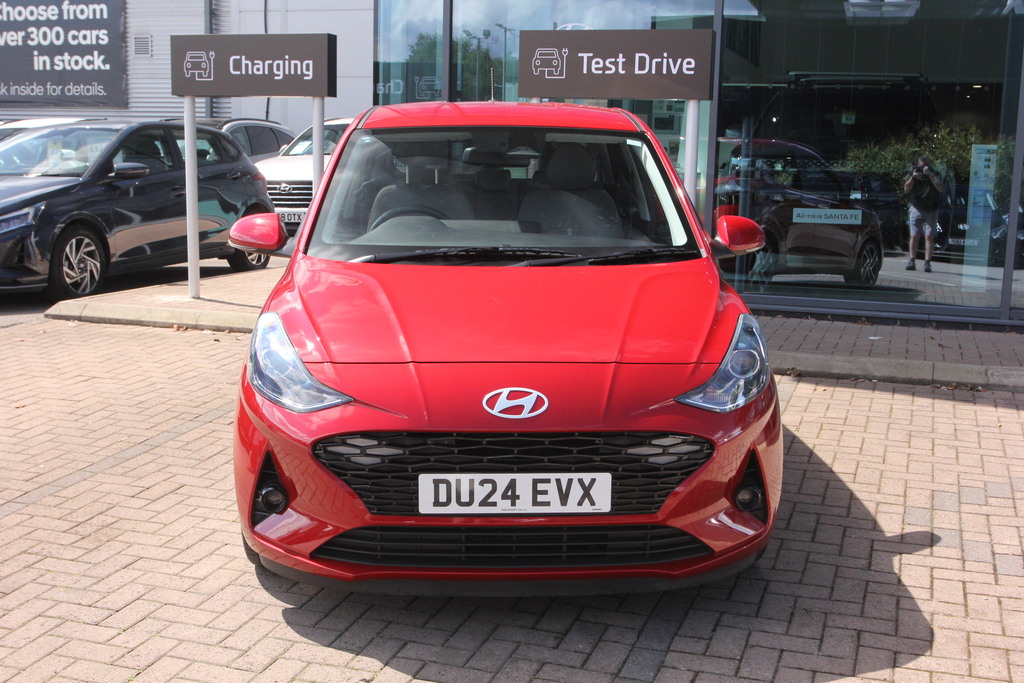Hyundai I10 1.0 63 Premium Nav DU24EVX Red #2