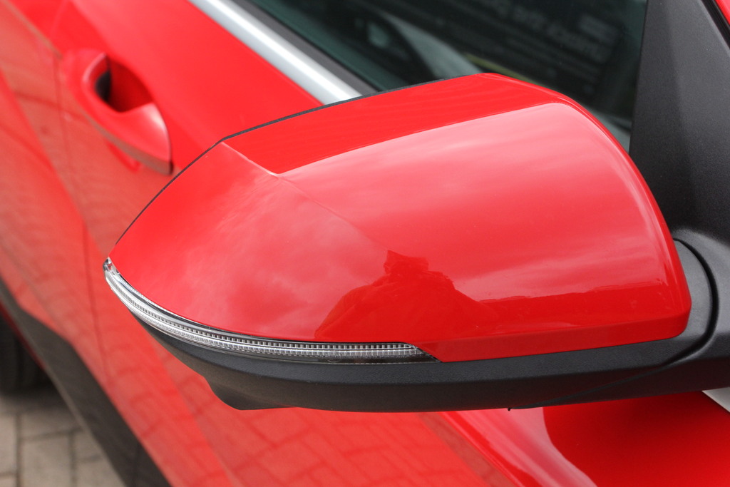 Hyundai Kona 160Kw Ultimate 65Kwh AU74XLW Red #4