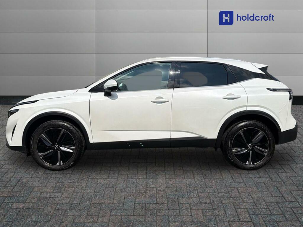Nissan Qashqai 1.3 Dig-t Mh 158 Tekna Xtronic OX25NFN White #5