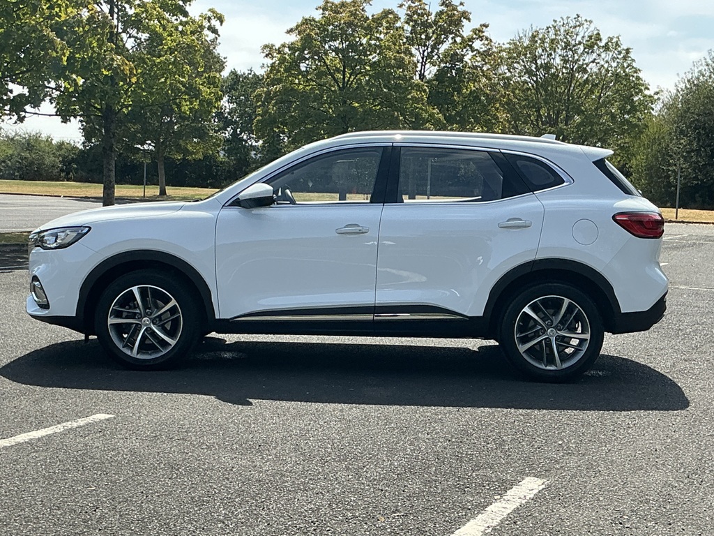 MG HS 1.5 T-gdi Exclusive DG72YAK White #5