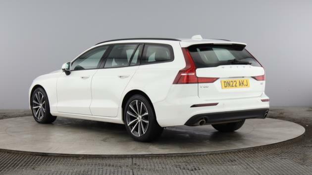 Volvo V60 2.0 B3p Momentum 7 Speed White #3