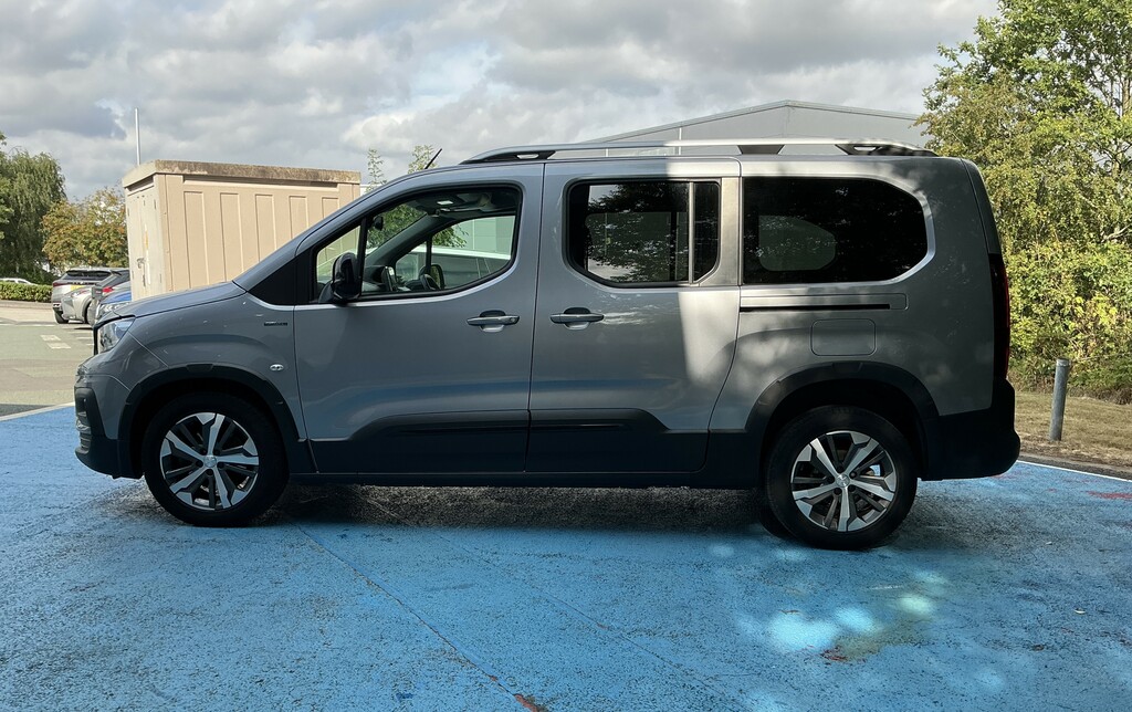 Peugeot Rifter 1.5 Bluehdi 100 Gt Line 7 Seats Grey #5