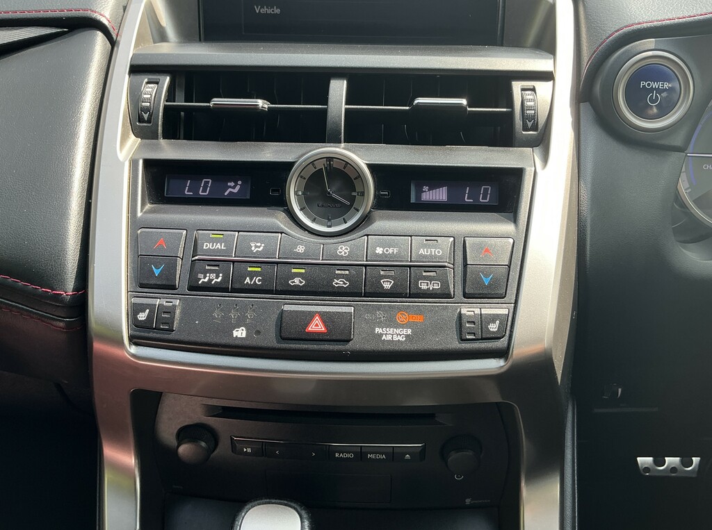 Lexus NX 2.5 300H Luxury E-cvt 4Wd Euro 6 Ss Silver #14