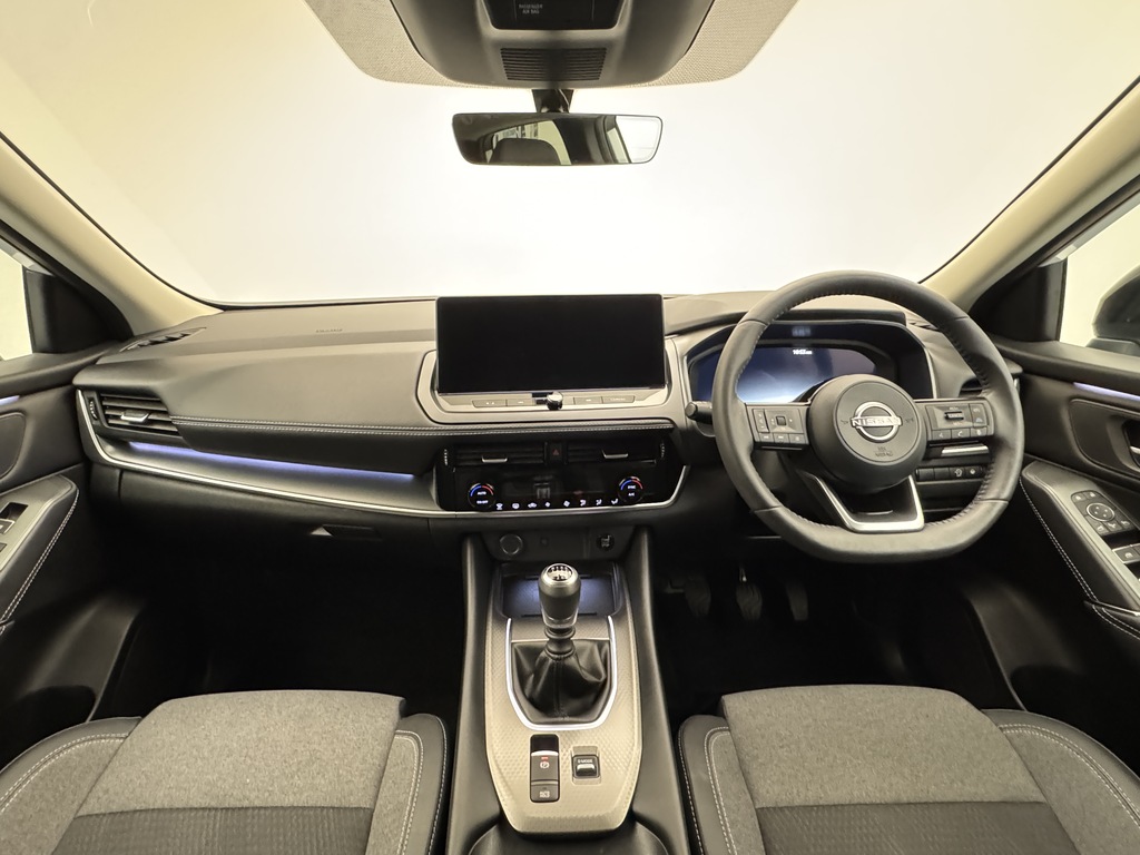 Nissan Qashqai 1.3 Dig-t Mh N-connecta Glass Roof White #3