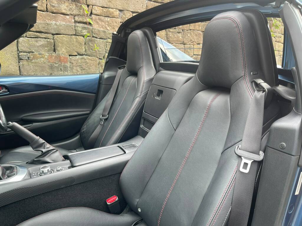 Mazda MX-5 Convertible 2.0 Skyactiv-g Gt Sport Nav 2019 White #22