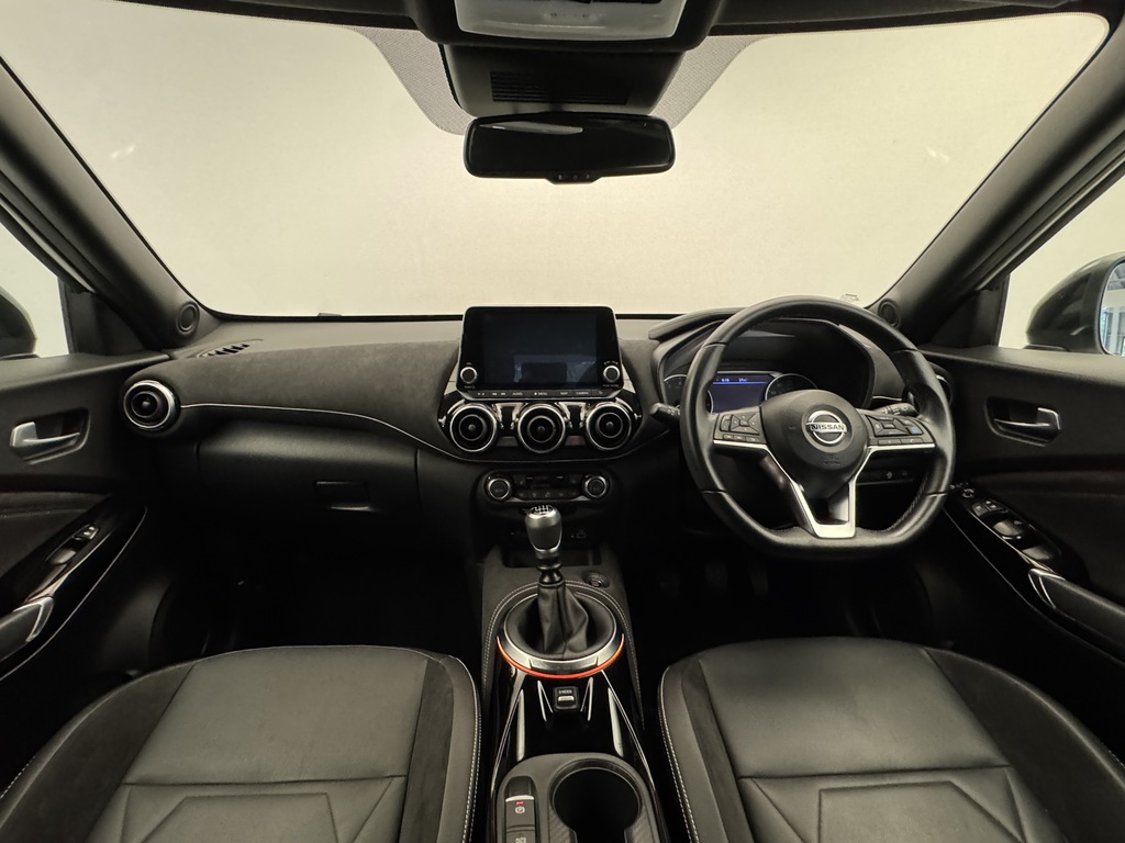 Nissan Juke 1.0 Dig-t 114 Tekna MD71AXM White #3