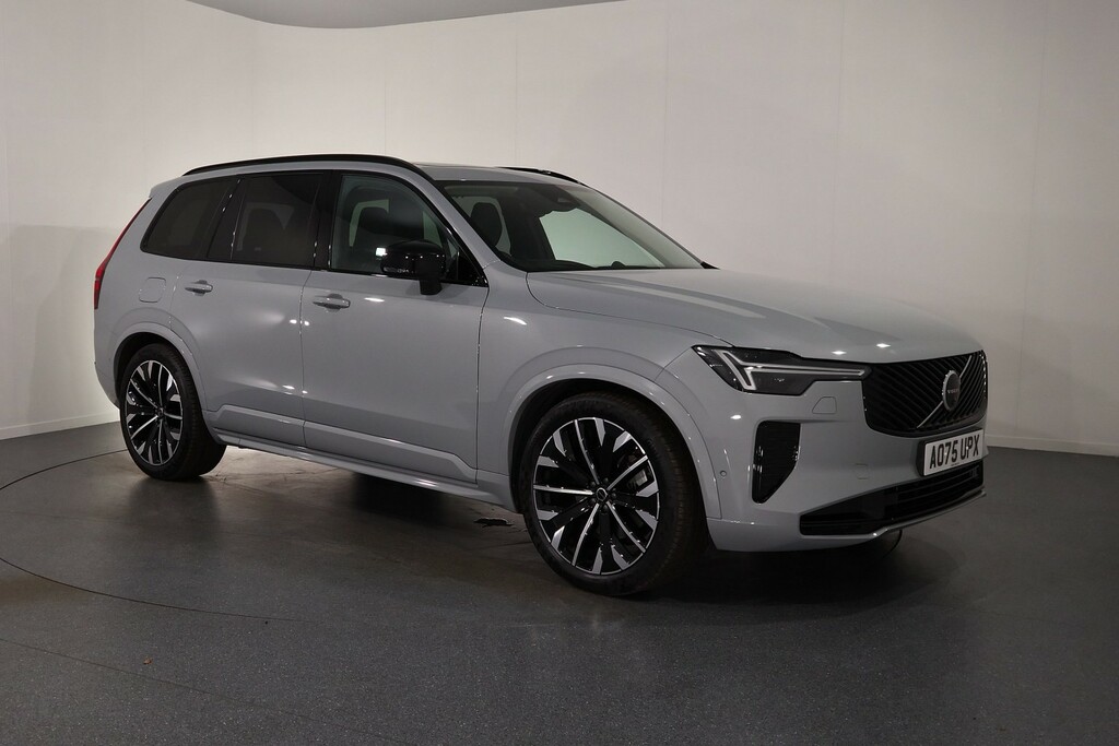 Volvo XC90 Ultra Dark Grey