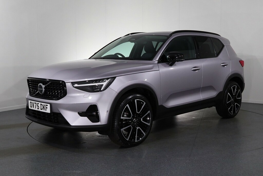 Volvo XC40 Ultra Dark OV75DKF Silver #3