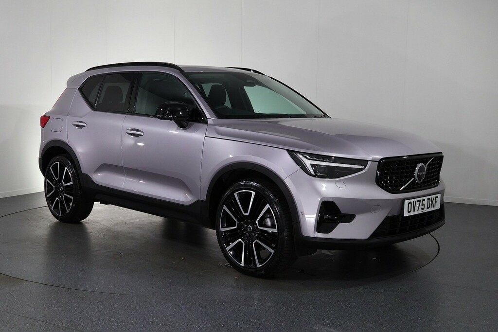 Volvo XC40 Ultra Dark Silver