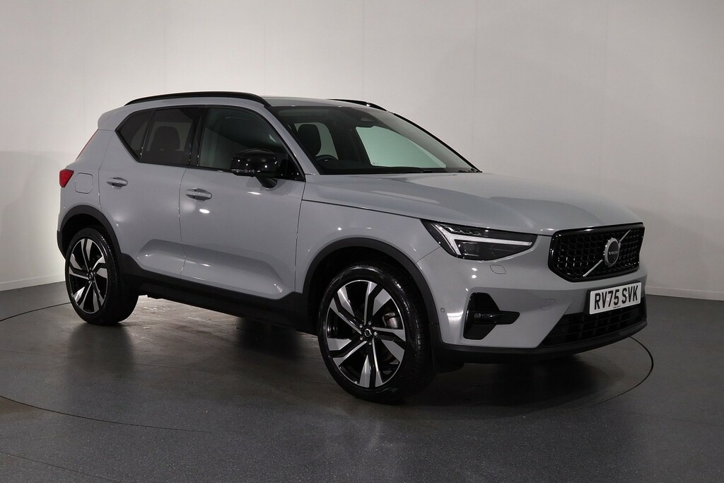 Volvo XC40 Ultra Dark Grey
