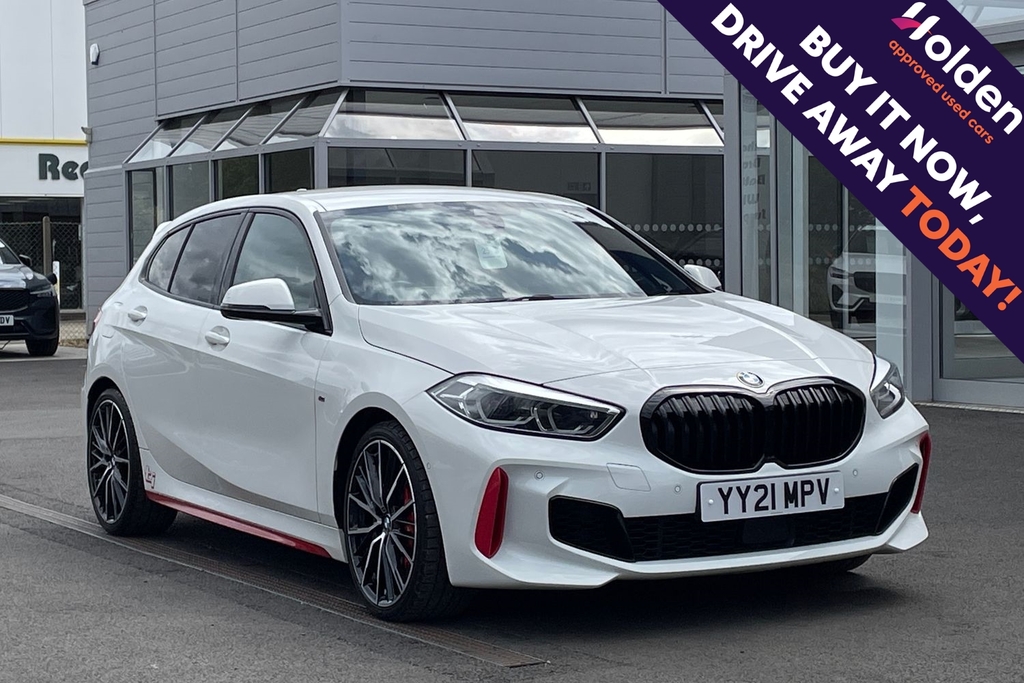 BMW 1 Series Standard White