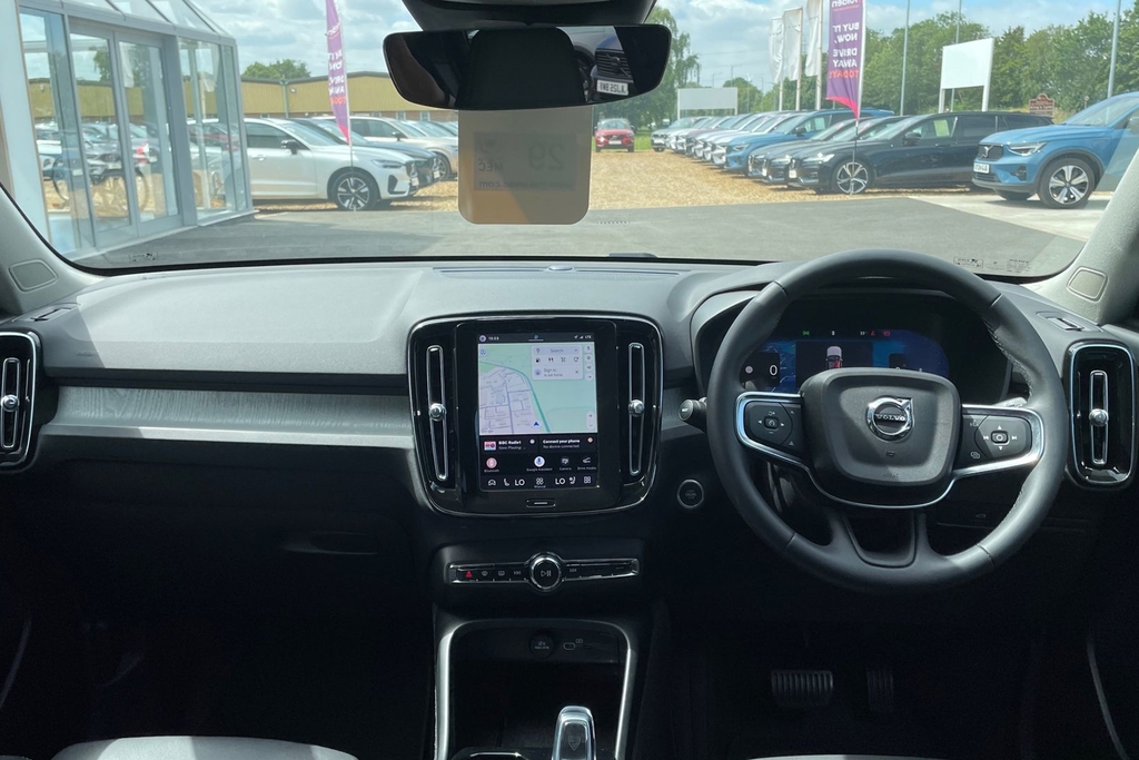 Volvo XC40 Plus Pro Dark DV26ZKW Green #6
