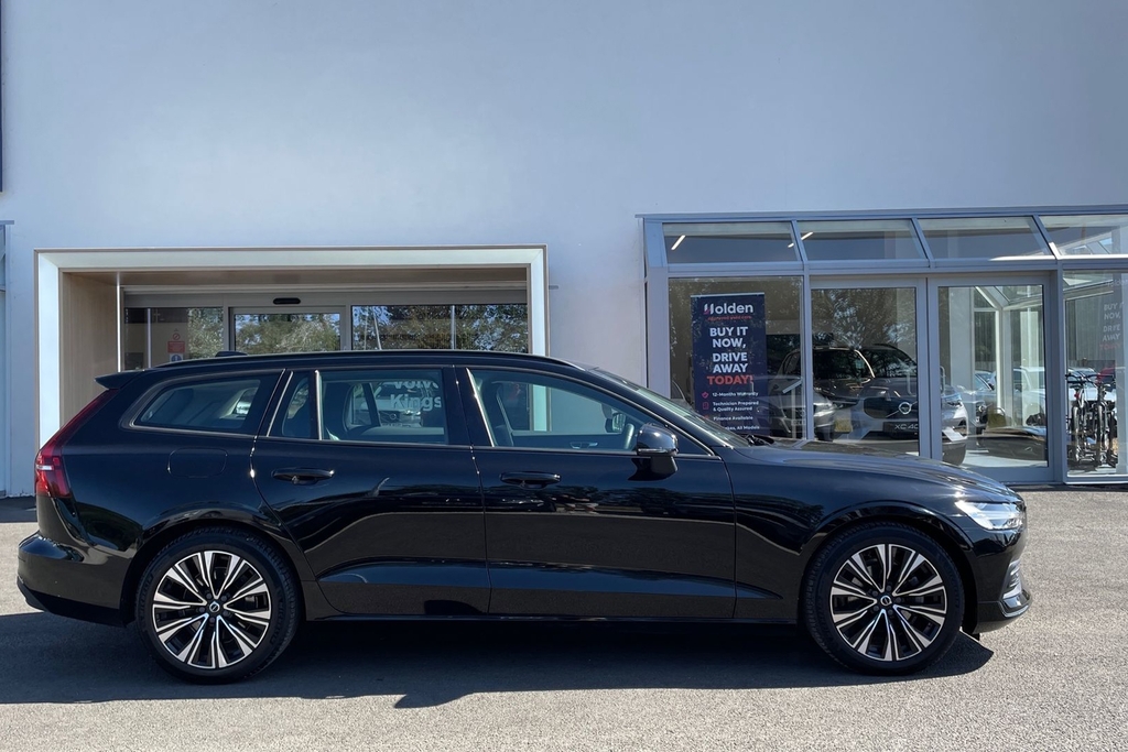 Volvo V60 Core Black #4