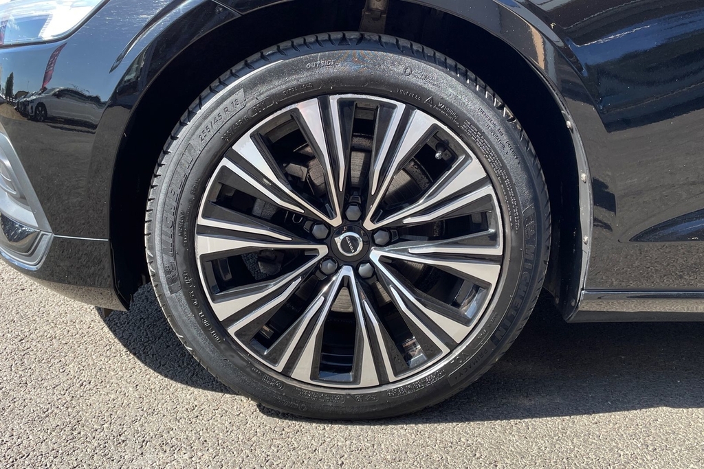 Volvo V60 Core Black #5
