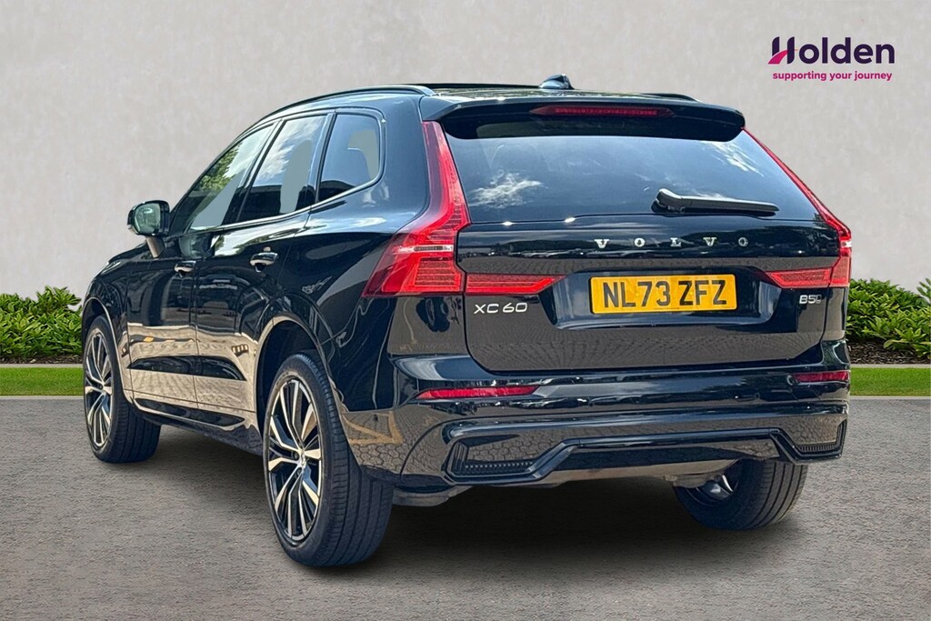 Volvo XC60 Ultimate Black #3