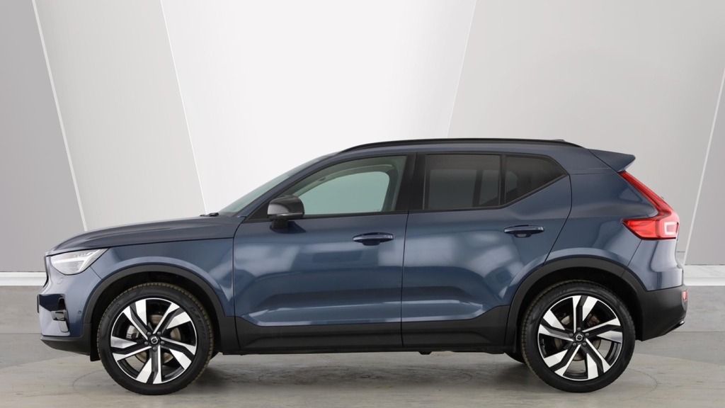 Volvo XC40 Ultra Dark Blue #5