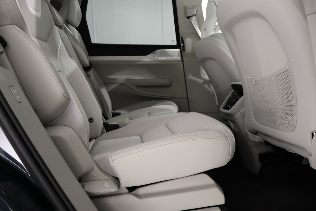 Volvo EX90 Ultra, Twin Motor, 7 Seats Grey #32