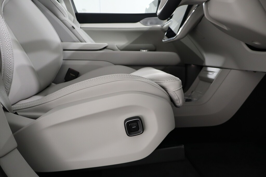 Volvo EX90 Ultra, Twin Motor, 7 Seats Grey #28