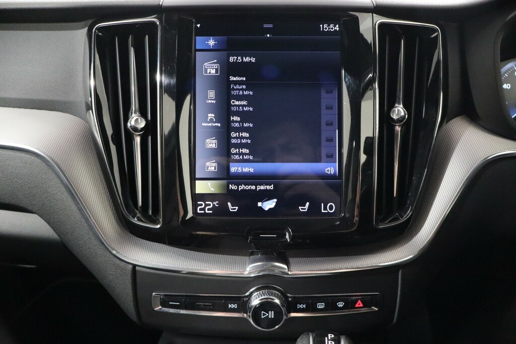 Volvo XC60 T5awd Momentum - Rear Park Camera, Leather Seats Black #21