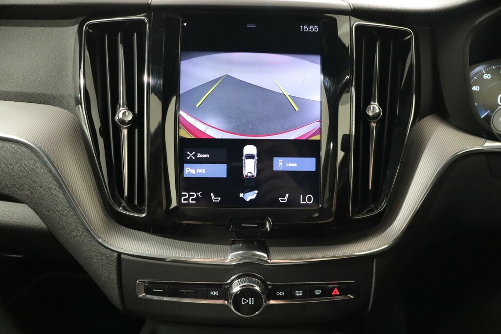 Volvo XC60 T5awd Momentum - Rear Park Camera, Leather Seats Black #23