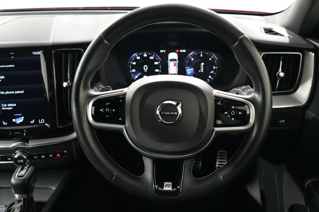 Volvo XC60 T5awd Momentum - Rear Park Camera, Leather Seats Black #15