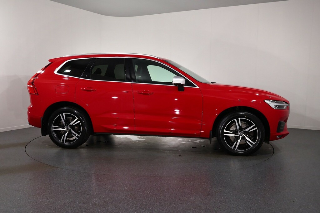 Volvo XC60 T5awd Momentum - Rear Park Camera, Leather Seats Black #8