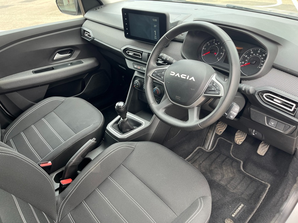 Dacia Sandero 1.0 Tce Bi-fuel Journey 2023 Orange #10