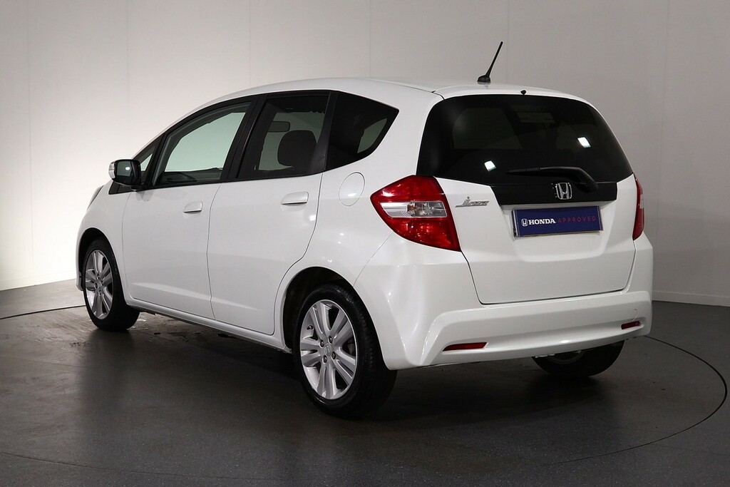 Honda Jazz Es Plus AP15UCL White #5