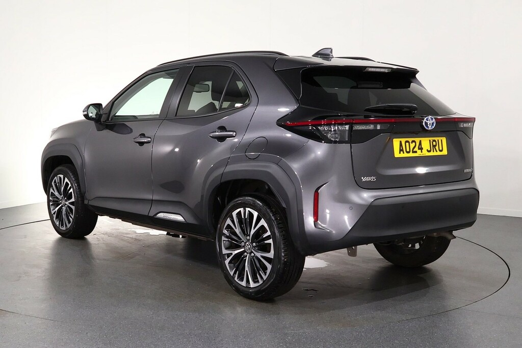 Toyota Yaris Cross Excel Grey #5