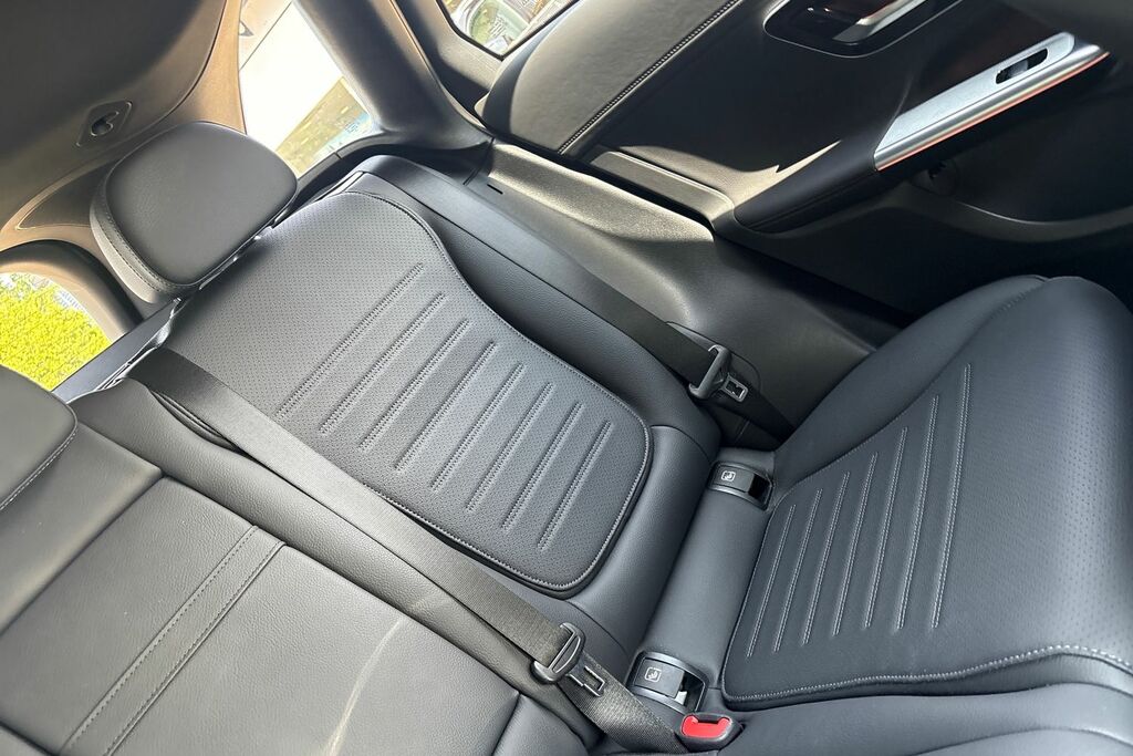 Mercedes-Benz GLC Class 300 4Matic Amg Line Premium 9G-tronic Black #40